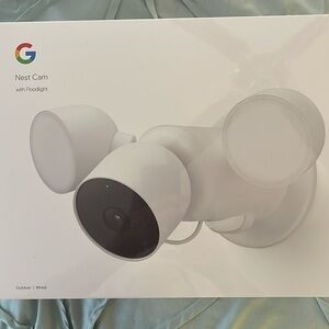 Google Nest Cal  with Floodlight